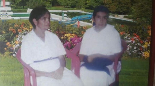 Juanita y Carmela Bravo Martinez